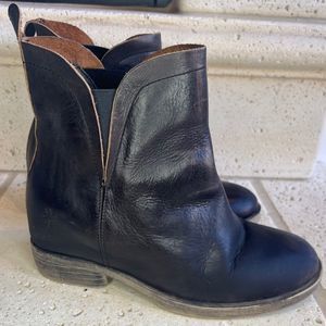 Fly London Black Leather Slip On Ankle Boots Size EU 36/ US 5.5